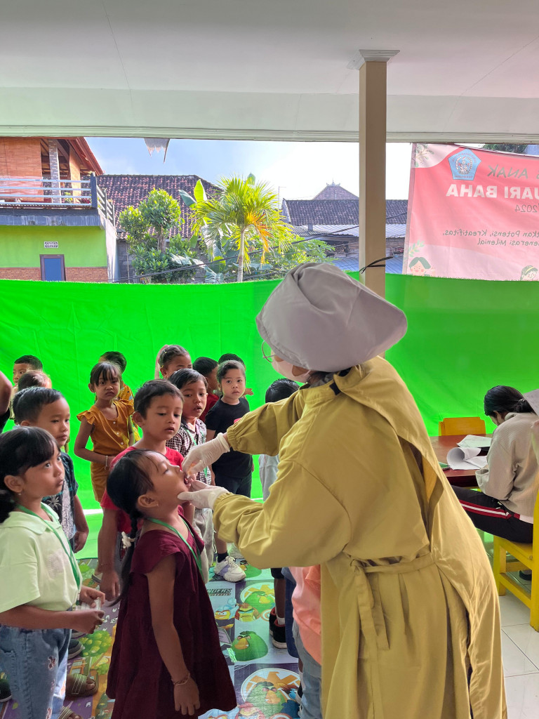 Pelaksanaan PIN Polio di Desa Baha